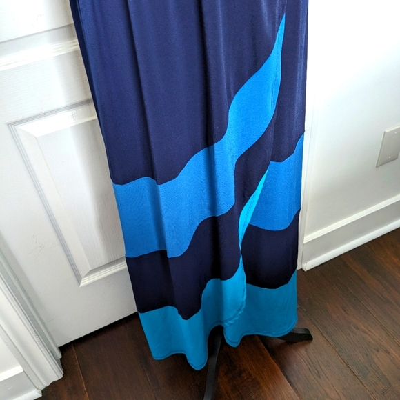 Denver Hayes sleeveless summer lounge dress, women's LG, crossover top & skirt - Picture 4 of 10